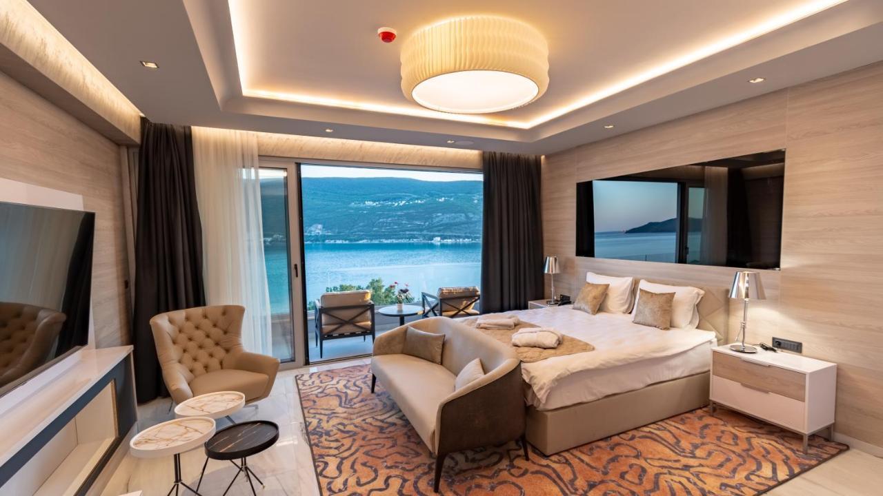 Garni Hotel Kruso Herceg Novi Dış mekan fotoğraf