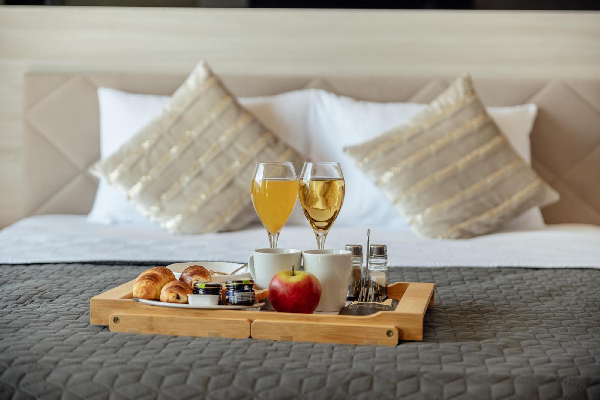 Garni Hotel Kruso Herceg Novi Dış mekan fotoğraf